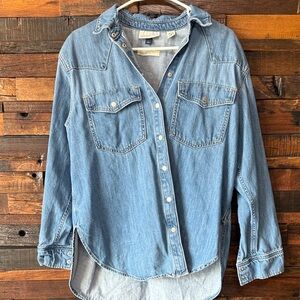 Universal Thread Blue Denim Button-Up Shirt
